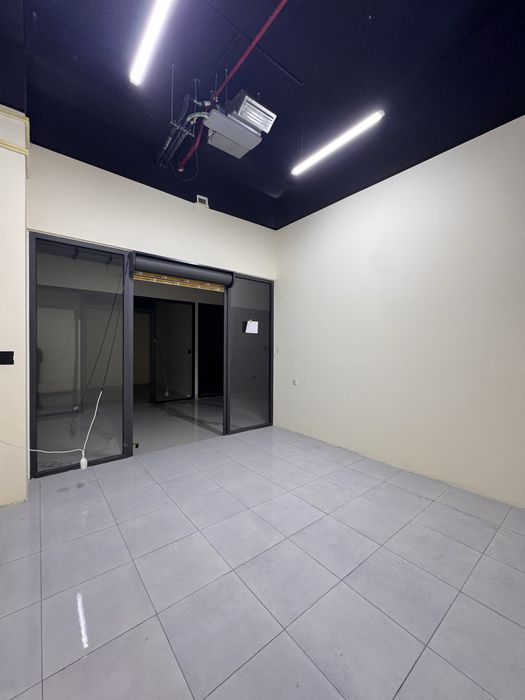 Ибн Сино савдо марказидан докон сотилади