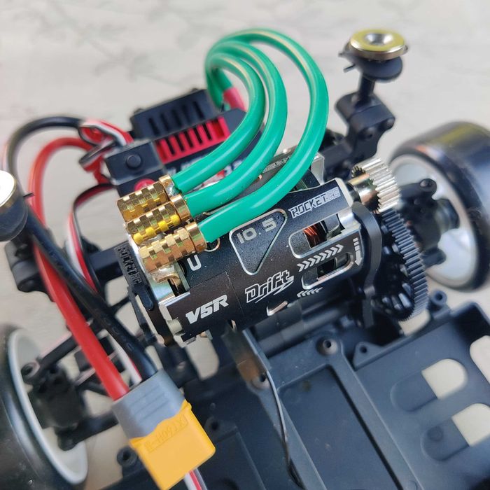 Mașină RC Drift 1:10 – Yokomo RD 2.0 RWD – Nouă, Asamblată Profesional