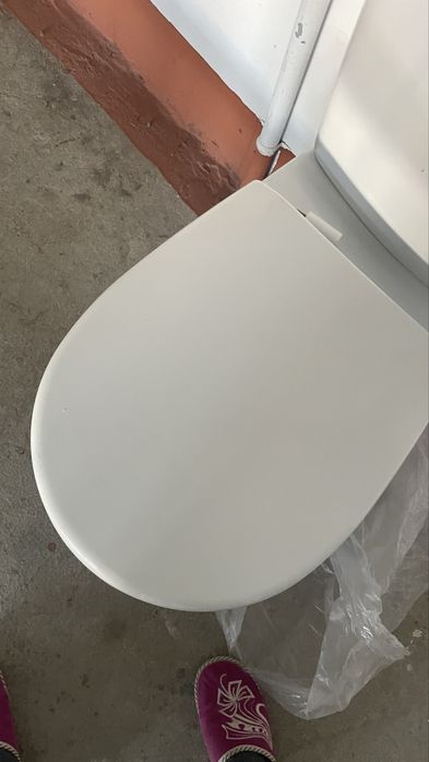 Продам унитаз б/у 15к торг