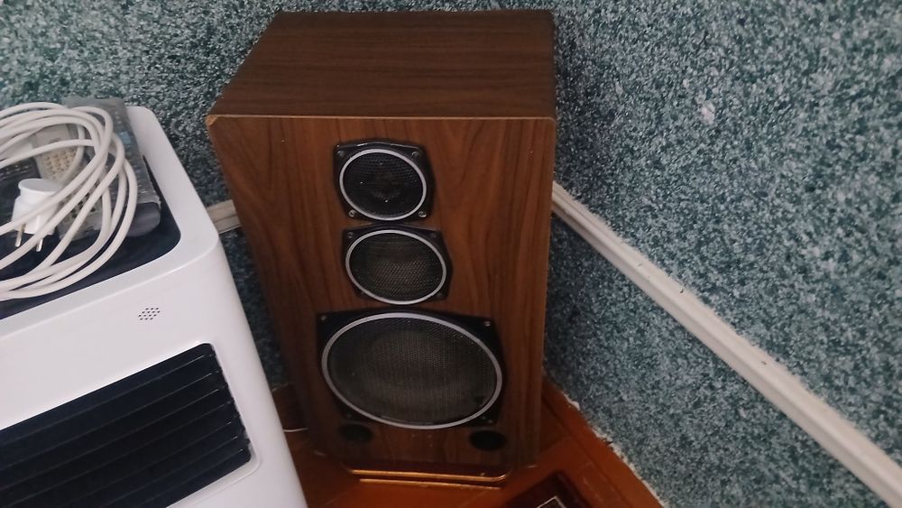 Калонки и усилител