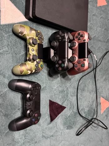 Vand Ps4 Slim memori stocare 1Tb