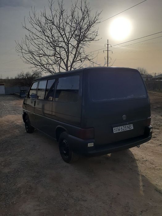 Wolksvagen transpartyor T4