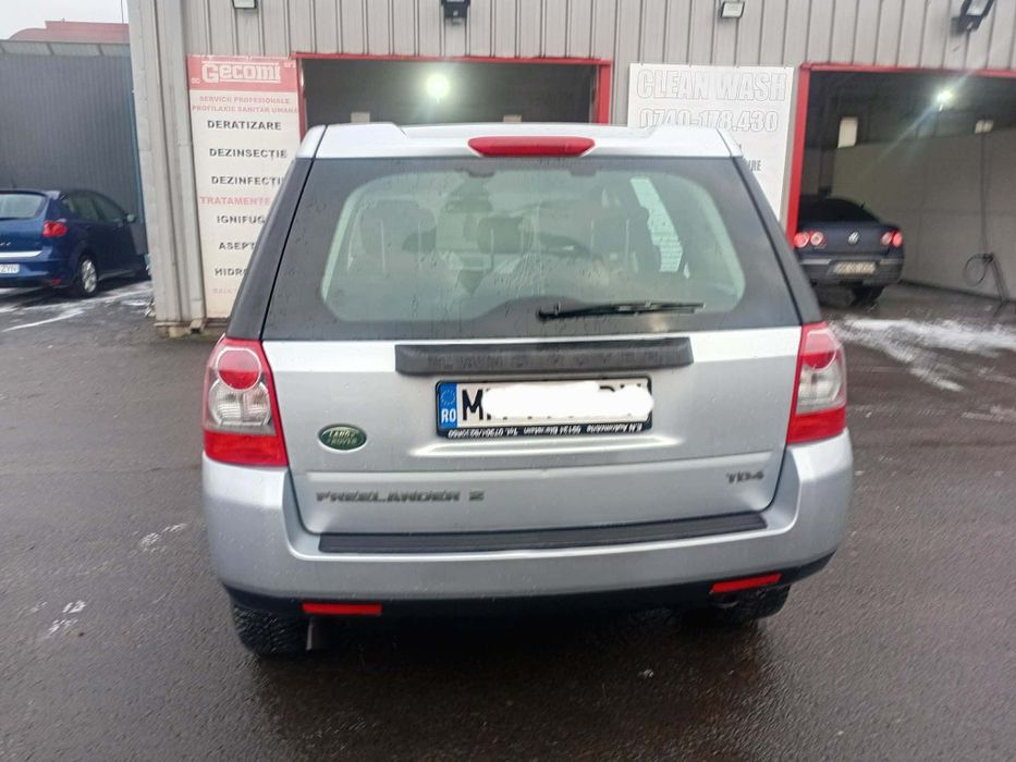 Land ROVER freelender 2