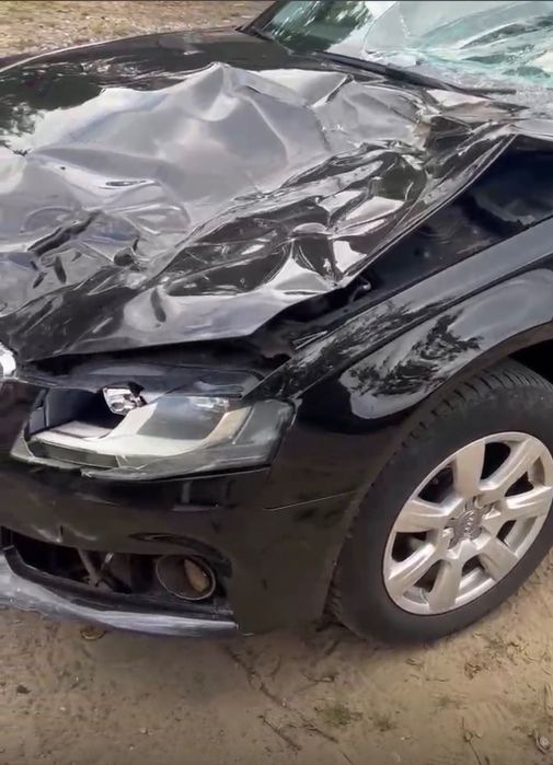 Vând Audi a 4 avariat din 2009