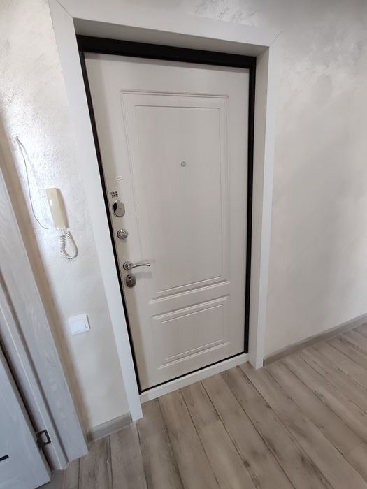 Продаётся 2-комн (9-41, 8 эт)