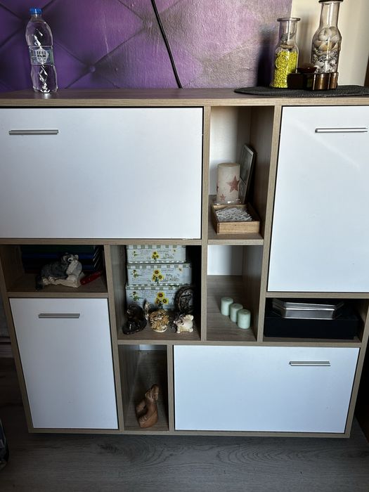 Шкаф в цвят сонома и бяло гланц