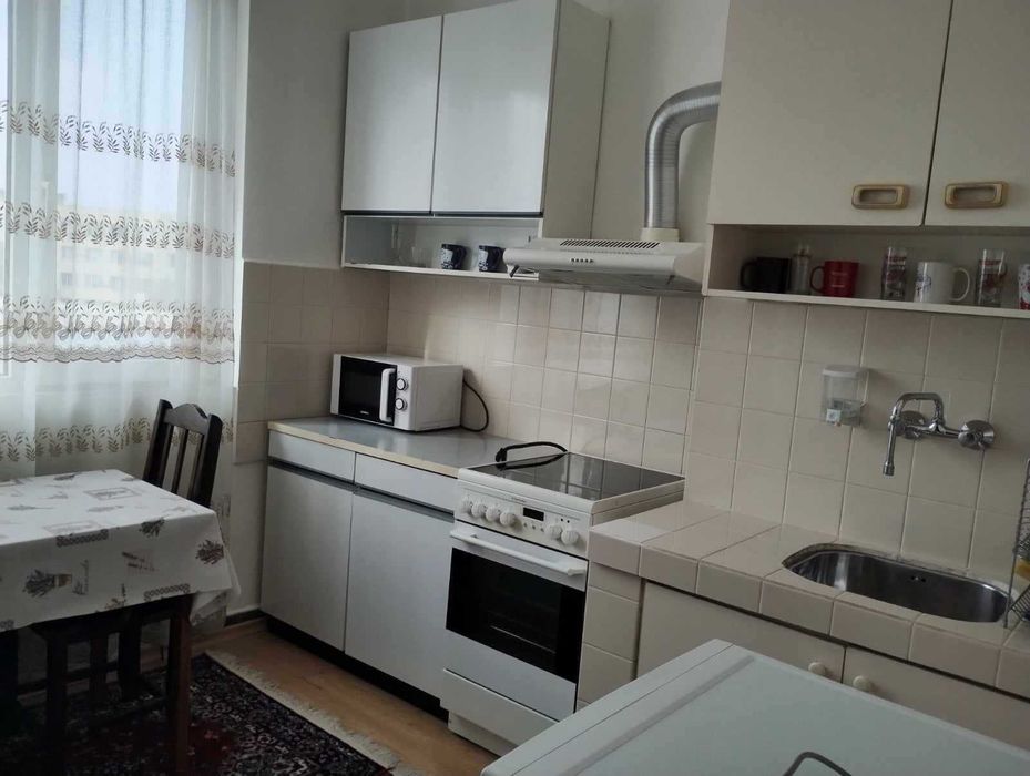 Продава се Едностаен апартамент в Плевен, Идеален център - 44 кв.м за 1523 €/кв.м - Снимка #2