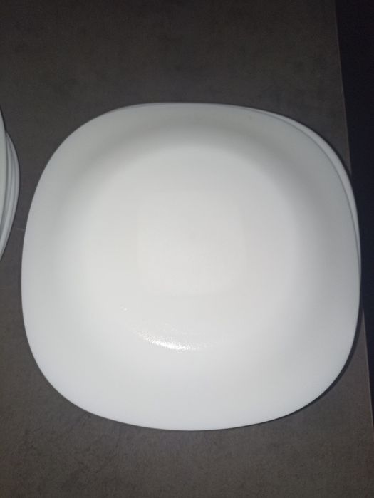 Чинии два размера 24броя