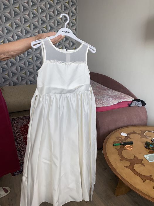 Продам платье детское