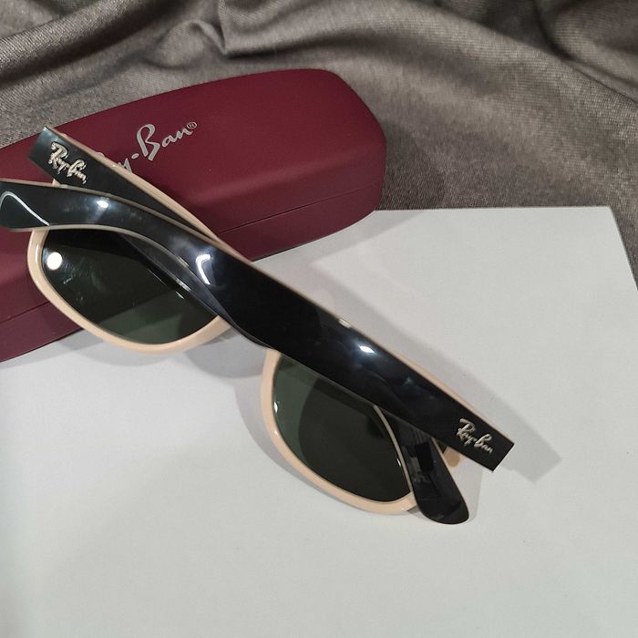 Солнцезащитные очки RB.