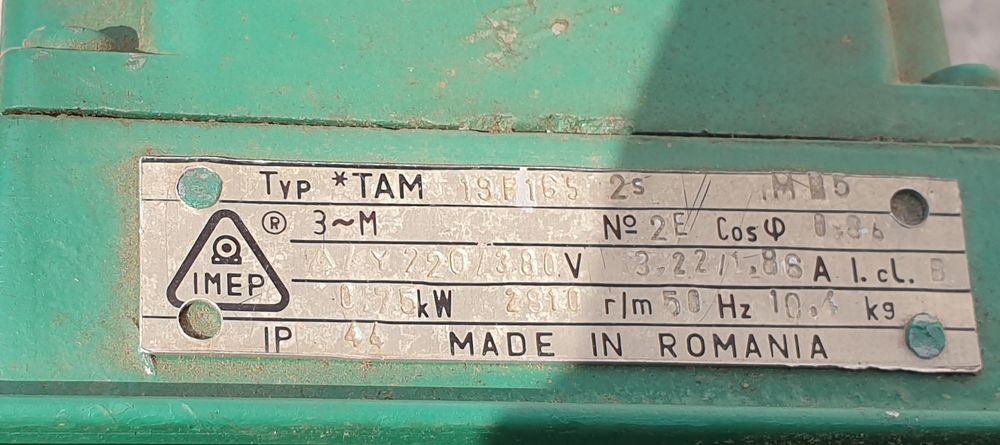 Motoare electrice trifazice nefolosite