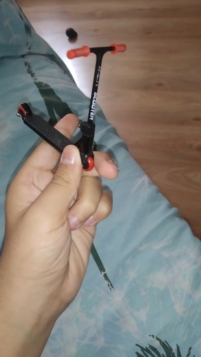 Трюковой мини Фингер самокат