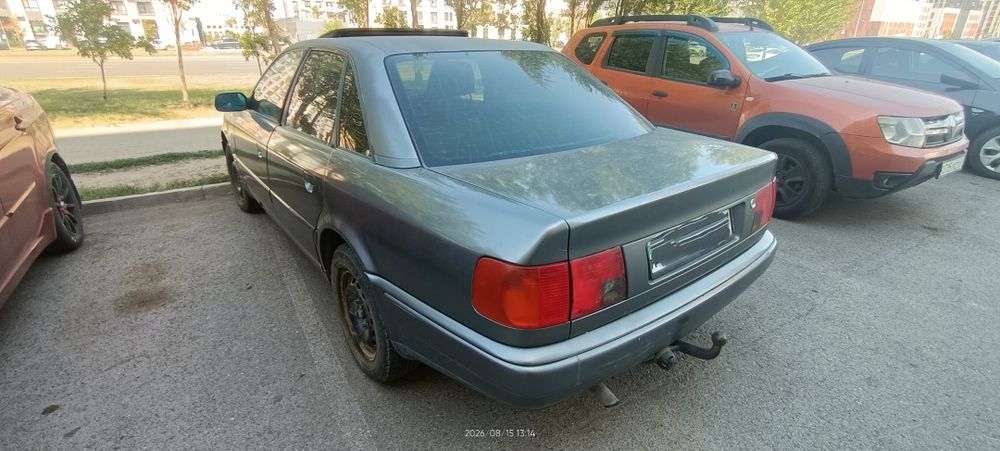 Продам авто Ауди 100 с4