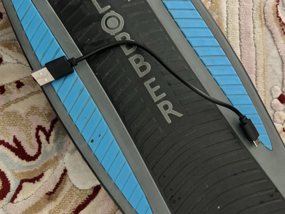 Trotineta albastra GLOBBER