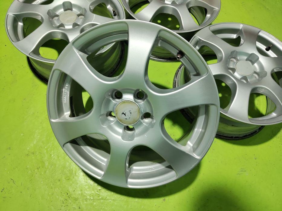 16 5x100 Subaru лети джанти 5х100 субару