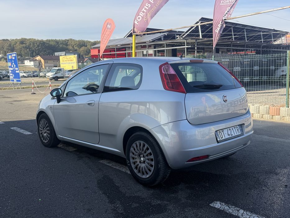 Fiat Punto 1.3 Diesel Cutie Manuala cu Clima
