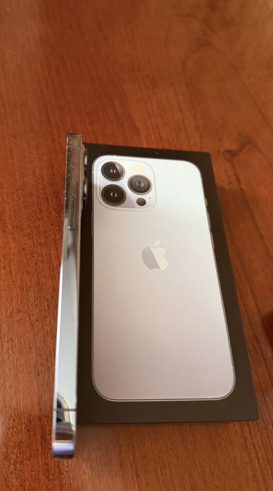 Продам Iphone  13 Pro