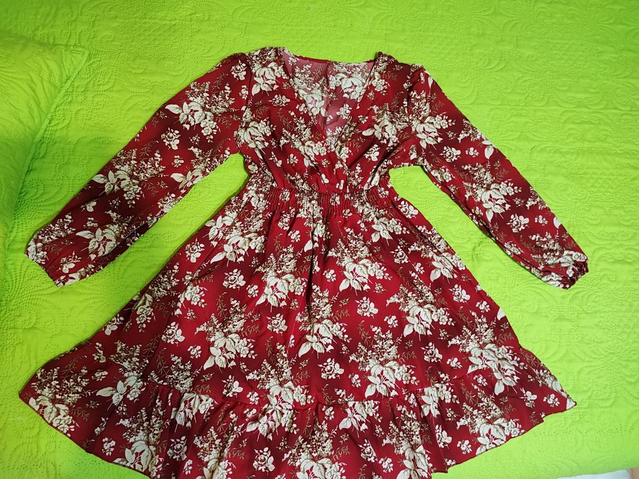 Продавам две нови рокли