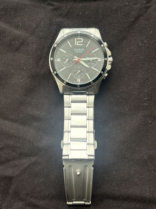 Наручные часы Casio MTP-1374D-1A.