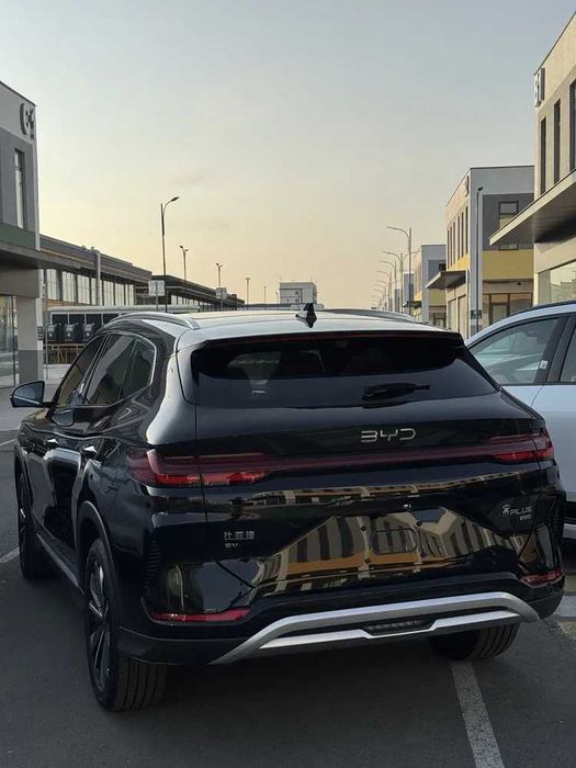 nasiya va naxtga BYD Chempion 605km