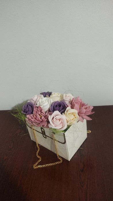 Ornament pe poșetă