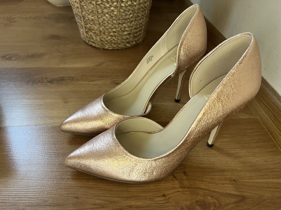 Дамски обувки