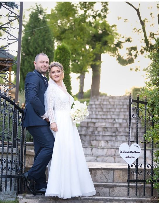 Vând rochie de mireasă