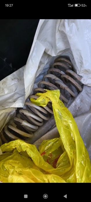 Продам пружины сток завод, приора 2014