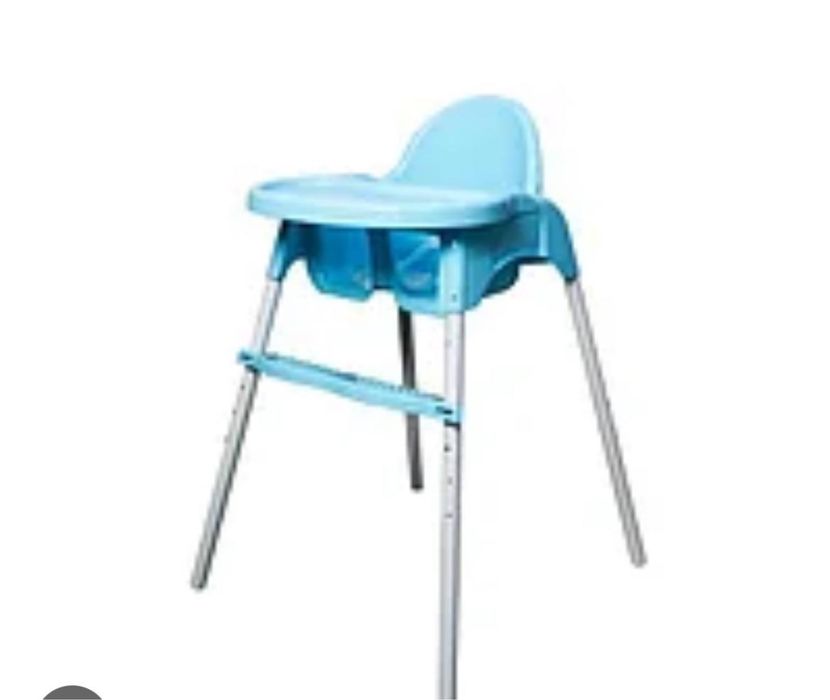 Продам стлуьчик для кормления