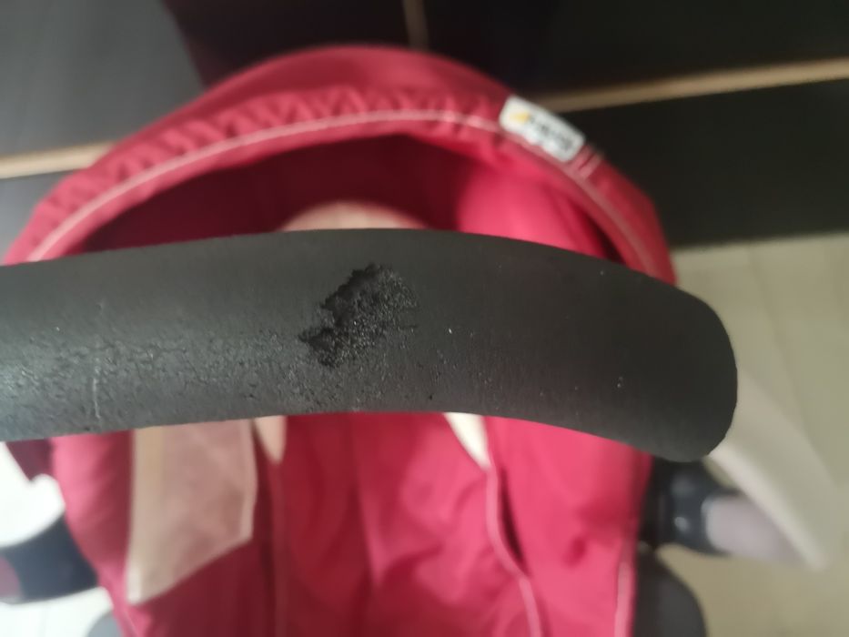 Столче за кола за новородено Hauck