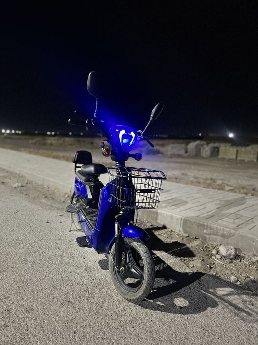 Скутер аманат х5