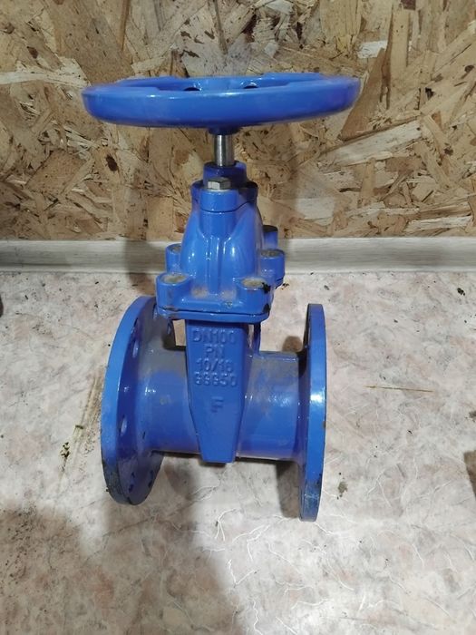 Продам кран в наличии.