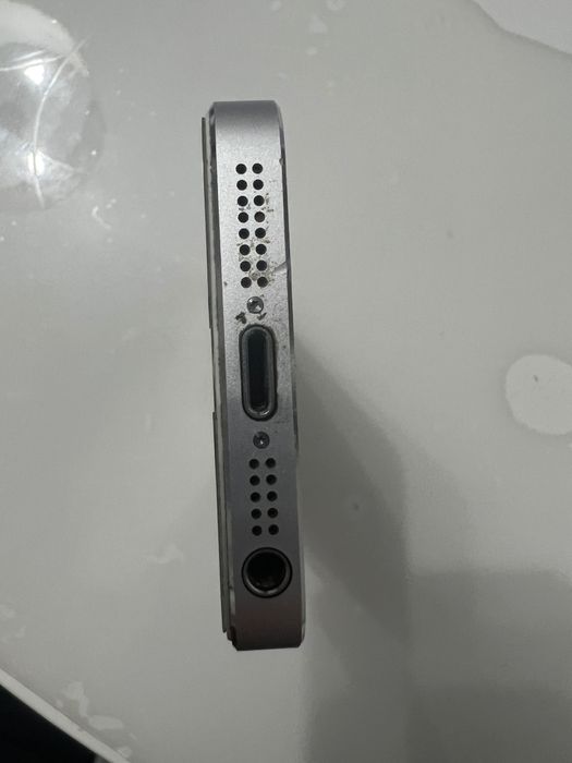 Iphone 5s 16 gb серебристый