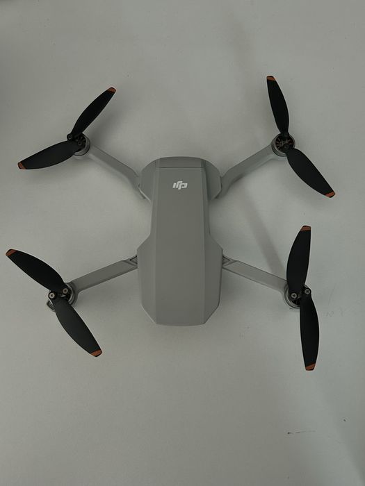 Dji mini 2 more fly combo