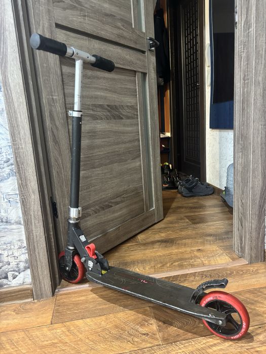 Продам самокат б/у