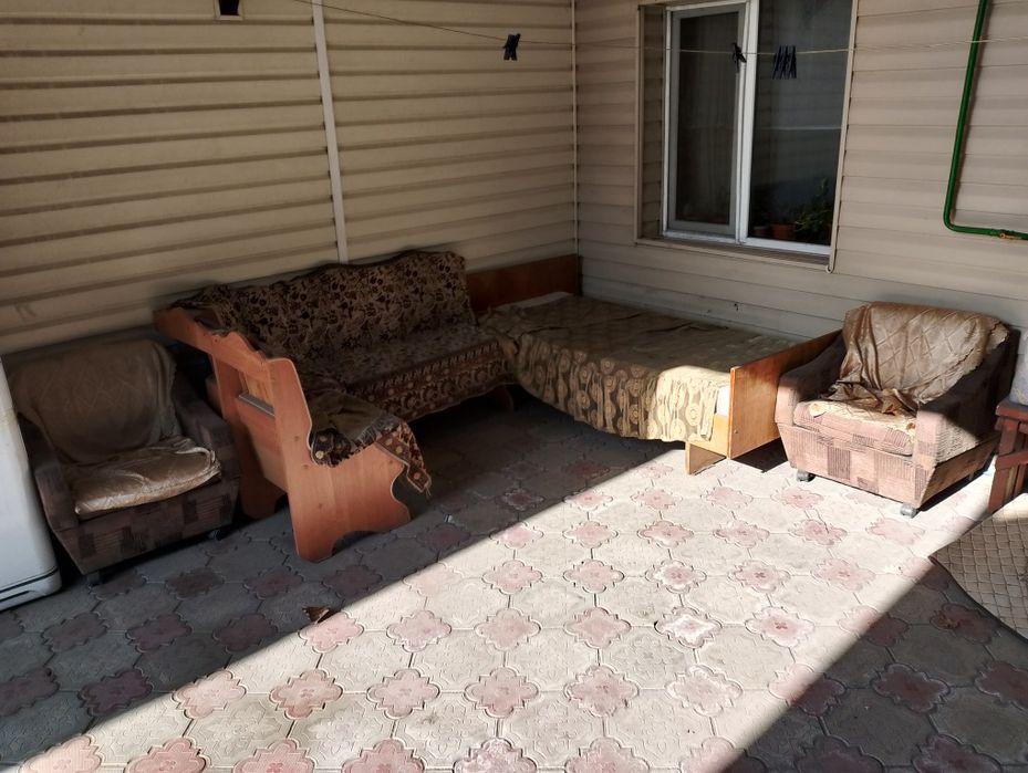 Продам б/у  мебель