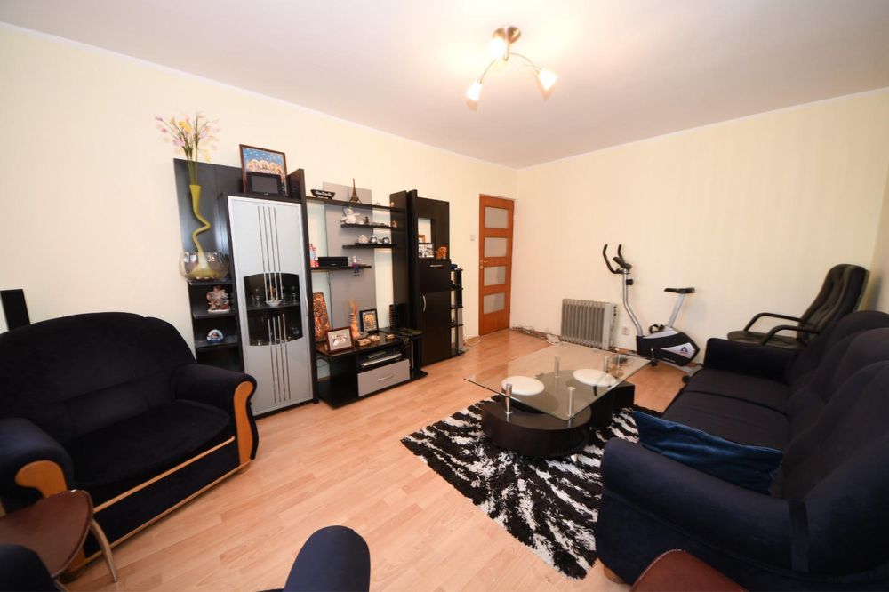 Inchiriez apartament IC Frimu