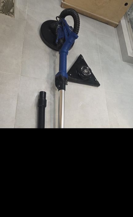 Жираф - шлайф машина за стени и тавани