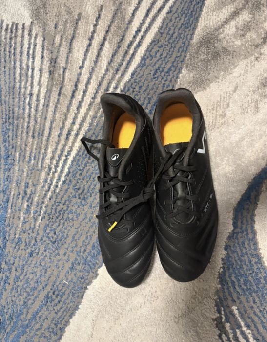 Ghete de fotbal viralto