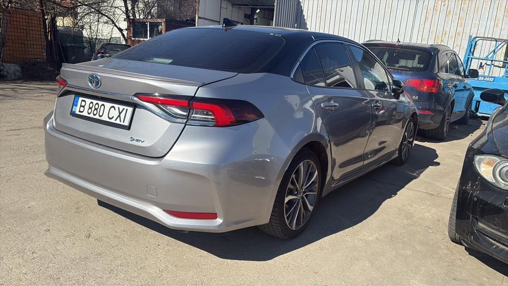 Inchiriez  toyota AURIS si Corolla 2022 , HYBRID! Uber/Bolt