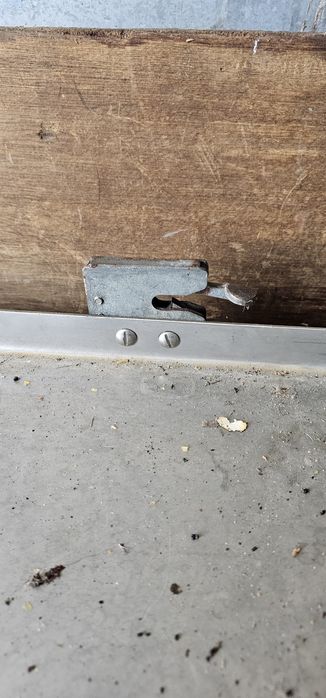 Тава ( стойка ) за носилка на линейка