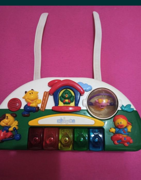 Продам игрушки, конструкторы деревянные,музыкальные игрушки