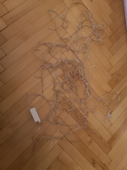 LED коледно осветление цветно и Коледни Венци