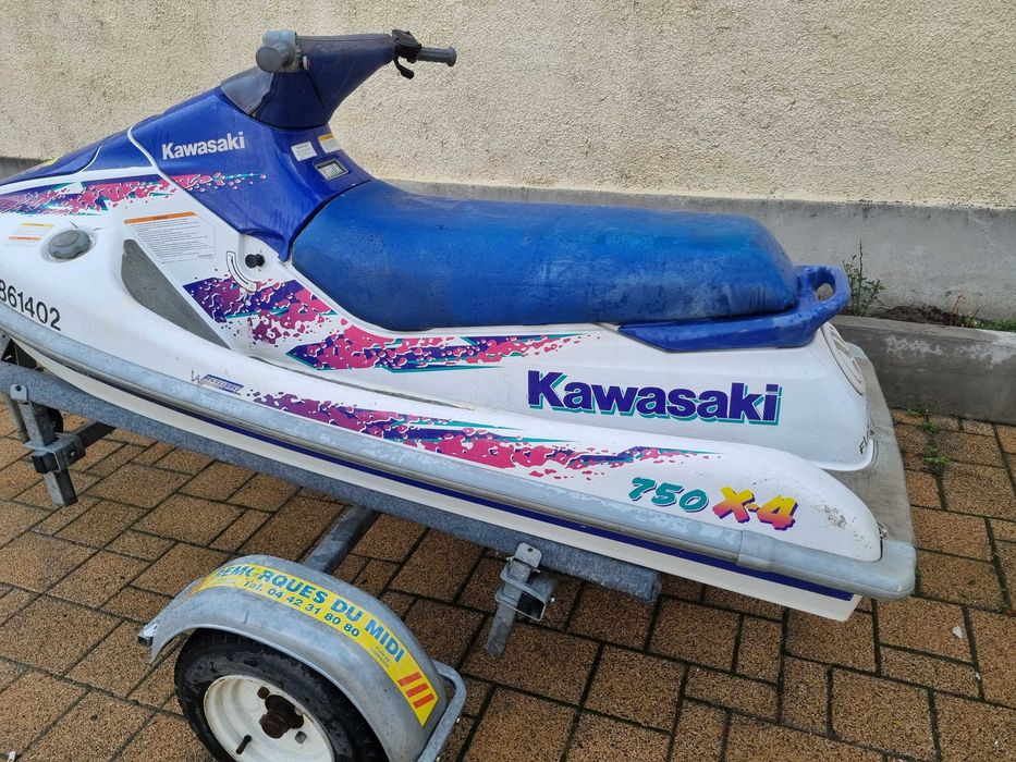 SkiJet Kawasaki 750 X-4 Defect + Peridoc