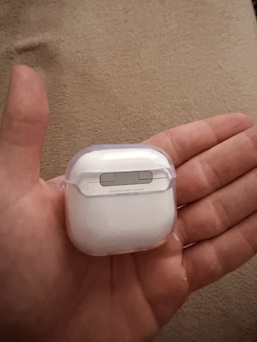 Airpods 4 оригинал