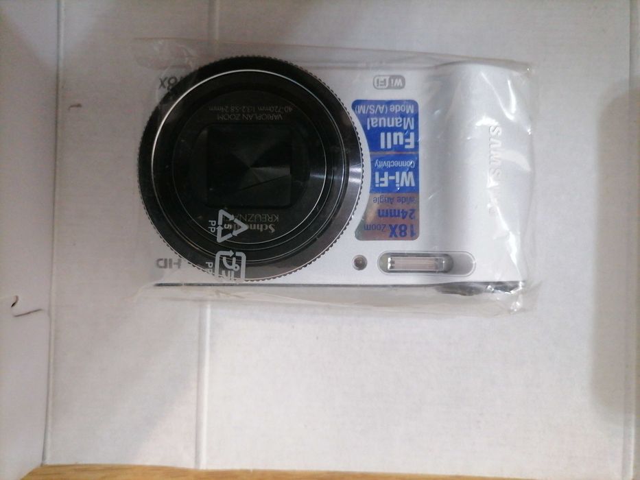Camera Samsung WBF150