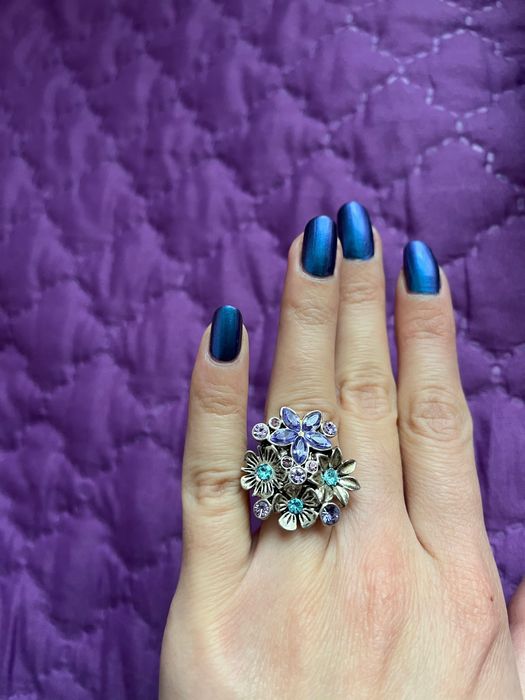 Пръстен за ръка с цветя