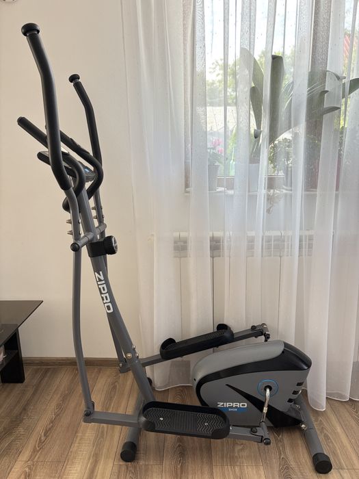 Bicicleta eliptica Zipro Shox