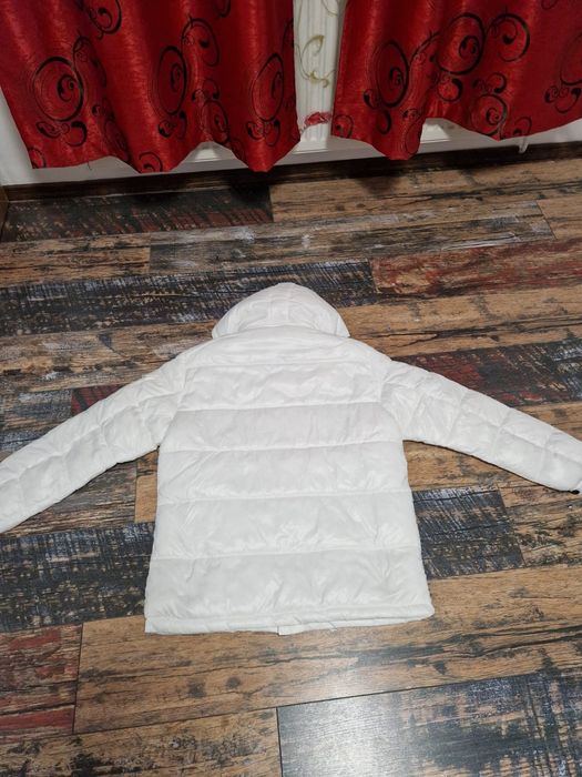 Vând geaca Mon cler