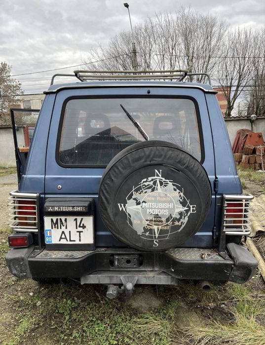 Vând Mitsubishi Pajero
